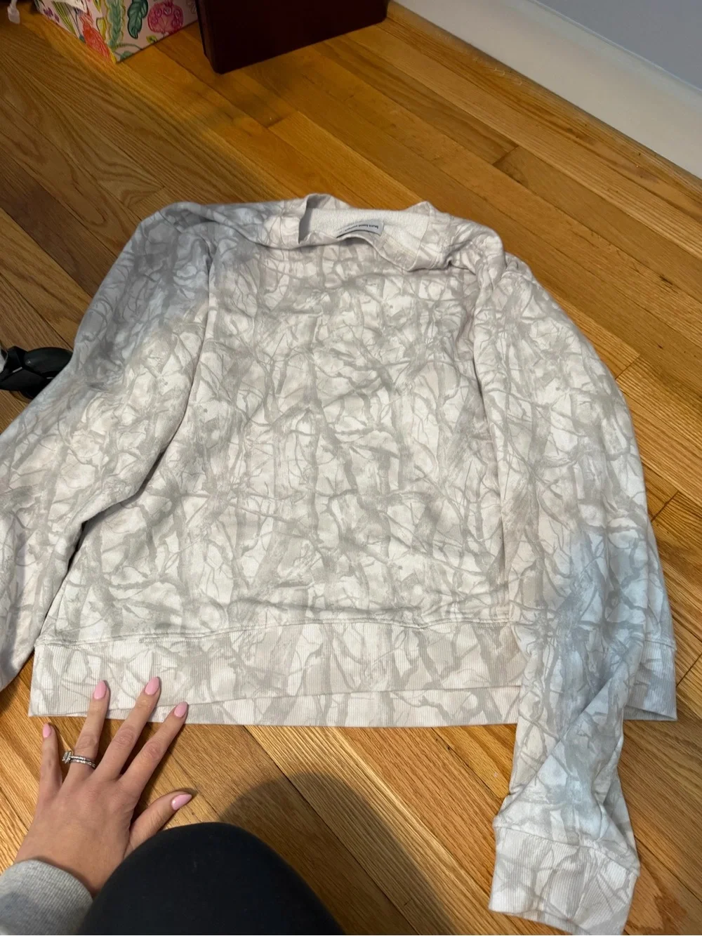 burn Crewneck Sweatshirt in camo - Picture 5 of 5